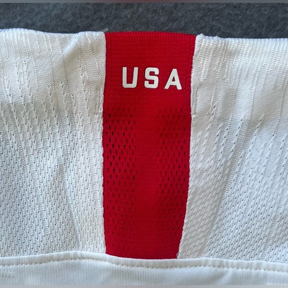 USA Olympic 2018-19 Women’s Nike Soccer Jersey - Picture 4 of 13